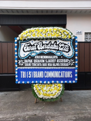 Papan Bunga Duka di Tering